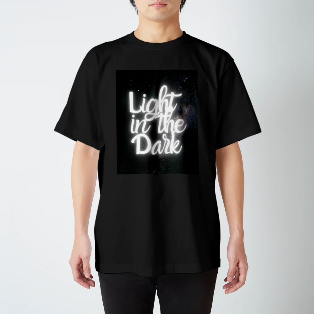 Light in the darkのLight in the dark Regular Fit T-Shirt