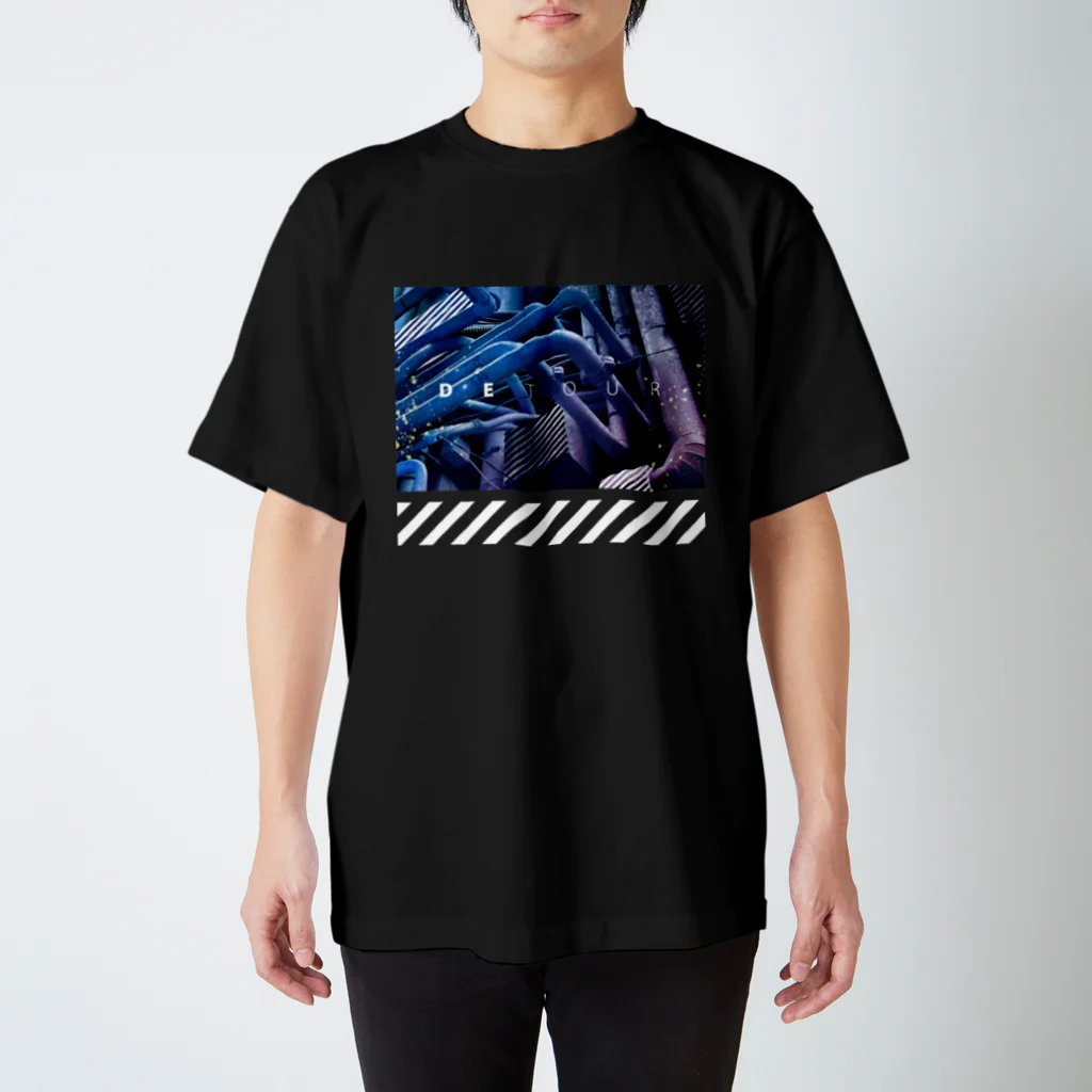 StrangeCapsule（ストレンジカプセル）のdetour Regular Fit T-Shirt