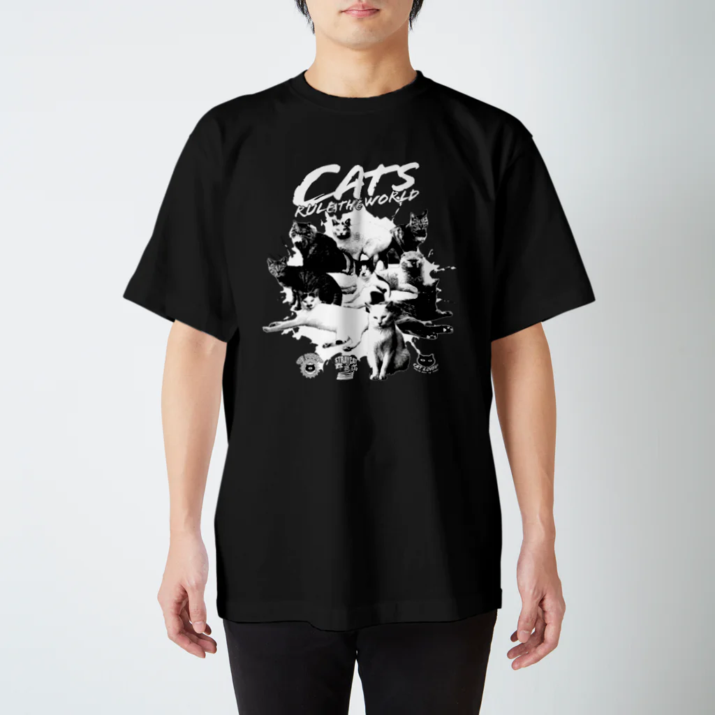 LONESOME TYPE ススの猫が世界を支配する（黒） Regular Fit T-Shirt