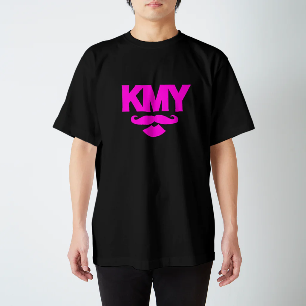 KMY.のKMYロゴPINK Regular Fit T-Shirt