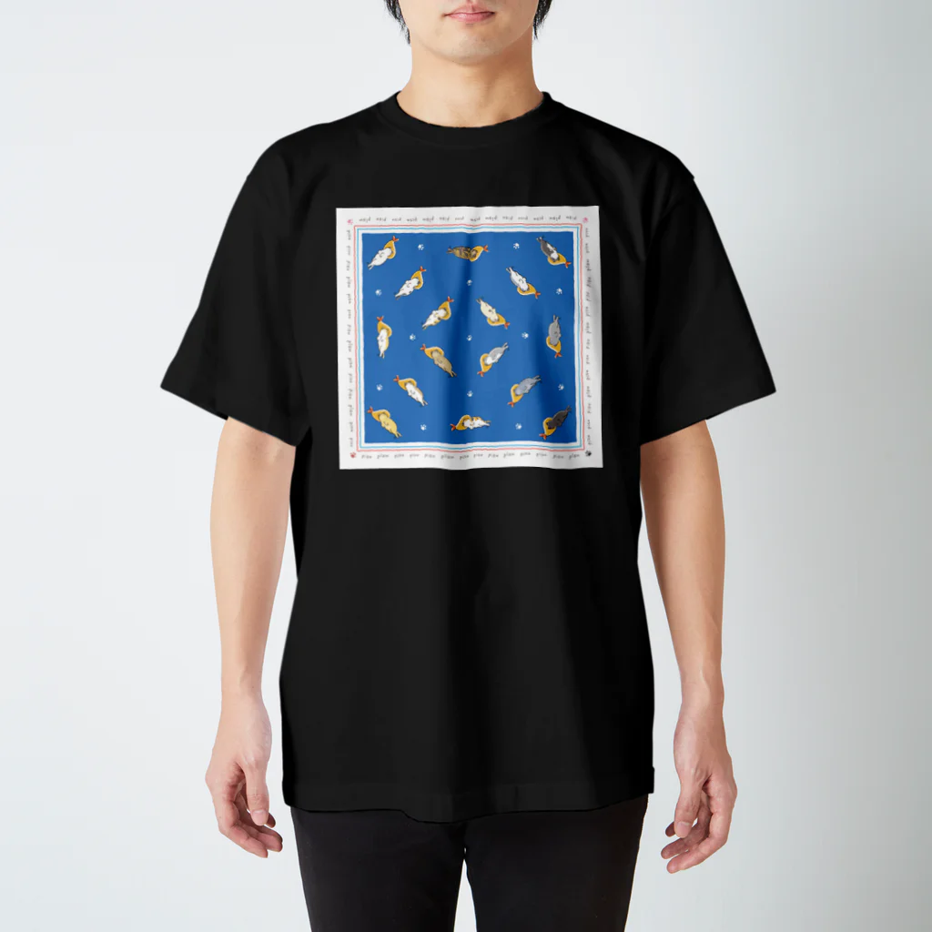 サトウノリコ*のピスピスゆーて寝るネコたち【青】 スタンダードTシャツ