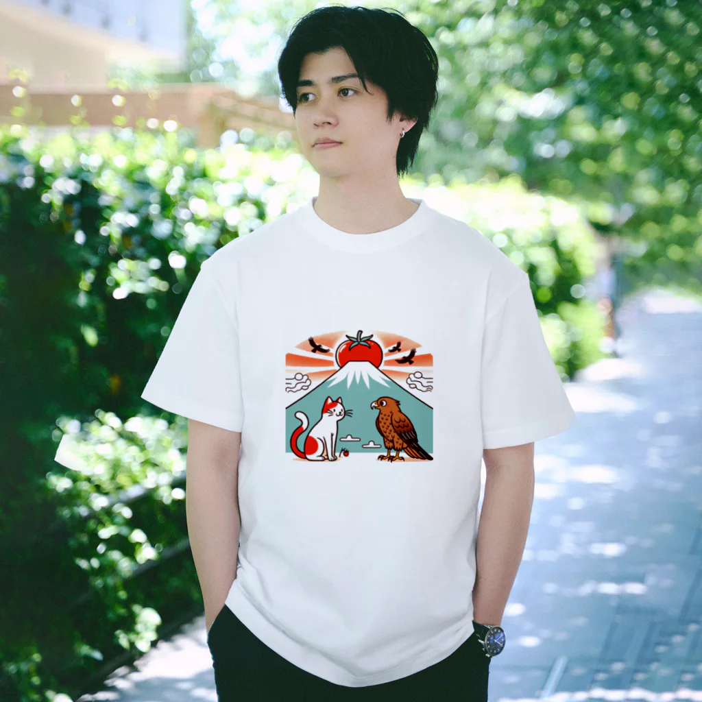 ねこ鉄道の猫と一富士二鷹三トマト Regular Fit T-Shirt