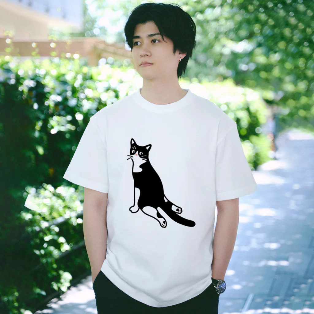 ハチワレ猫　ハチのお店のハチワレ猫　ハチ Big 正面 ver. Regular Fit T-Shirt