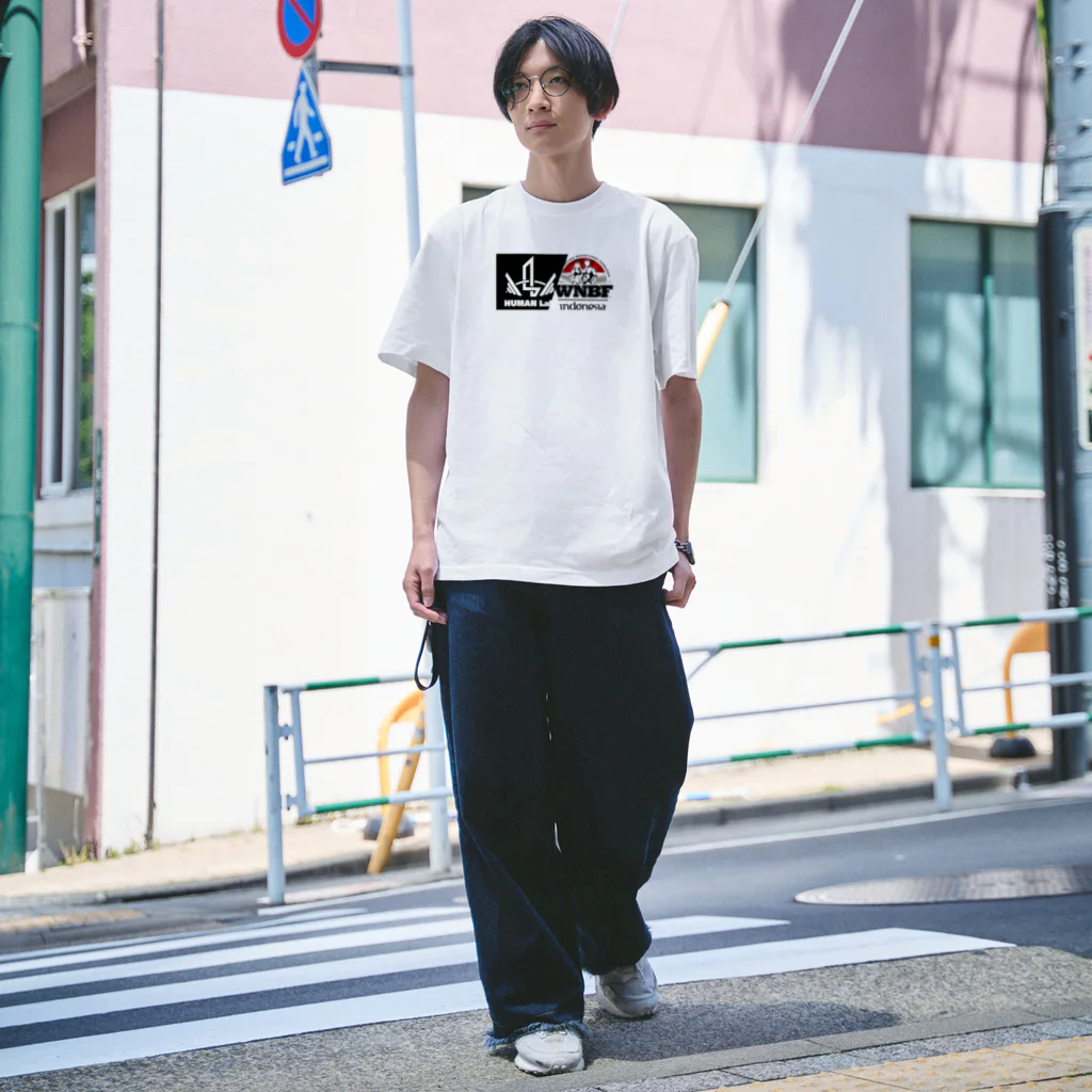 おうちファッションのHUMAN Lab.世界大会進出記念グッズ Regular Fit T-Shirt