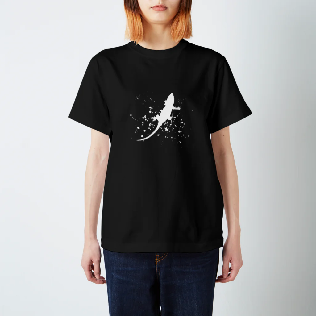 MadRabbit-まどらび-のヤモリのシルエット白splash Regular Fit T-Shirt