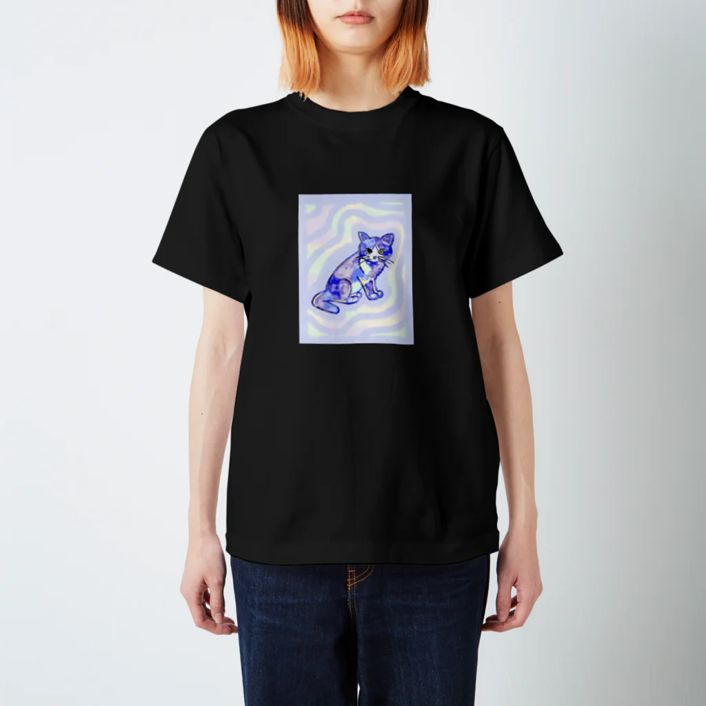 キイロイオハナのハチワレ猫　(水彩画:ブルー) スタンダードTシャツ