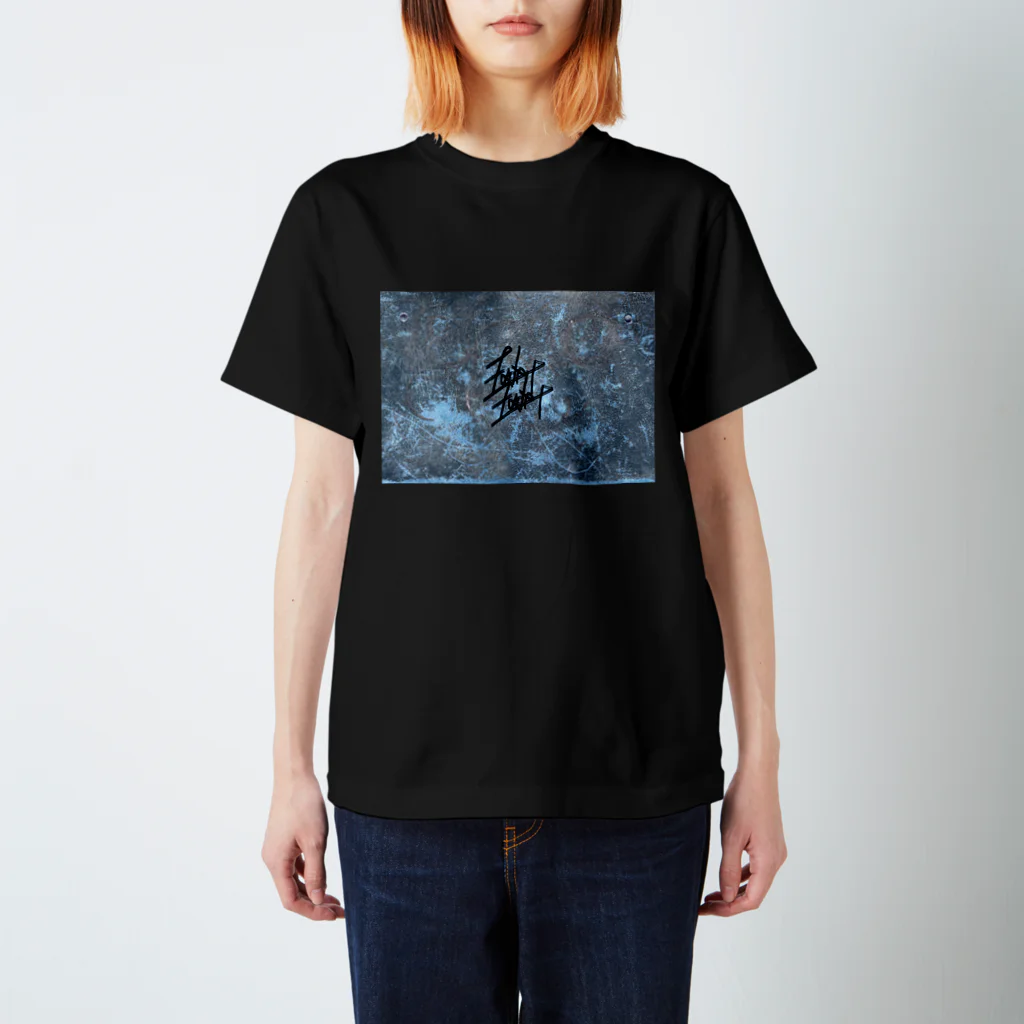 秀美のfade Regular Fit T-Shirt