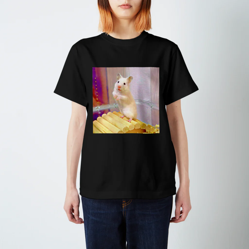 ハムスター愛好家 | Hamster Loverのシロクマハムスターゆきちゃん スタンダードTシャツ