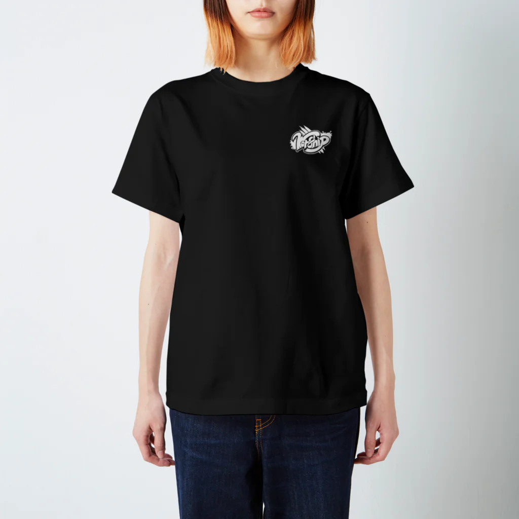 荒塚オガミのグッズショップ（SUZURI店）のWorship(ロゴ白) Regular Fit T-Shirt