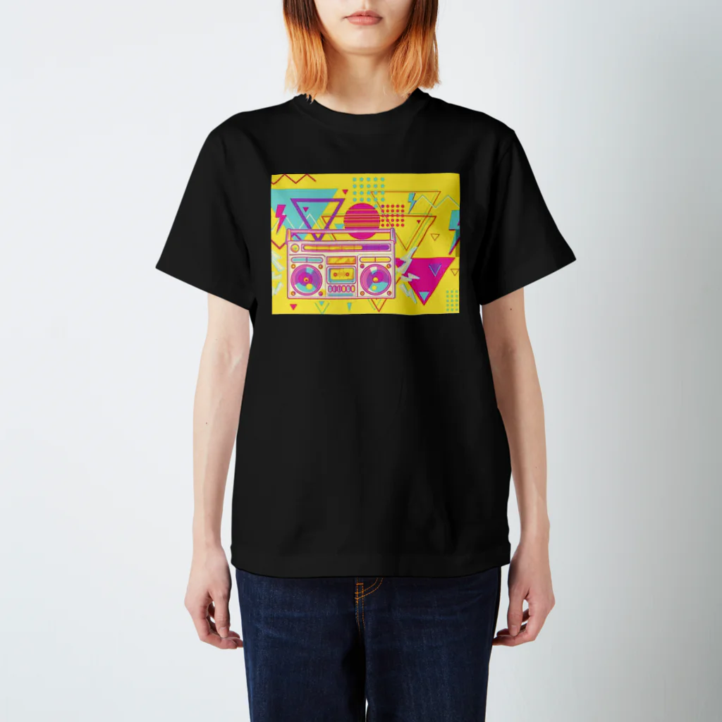 yuuuujのレトロ　カセットテープ スタンダードTシャツ