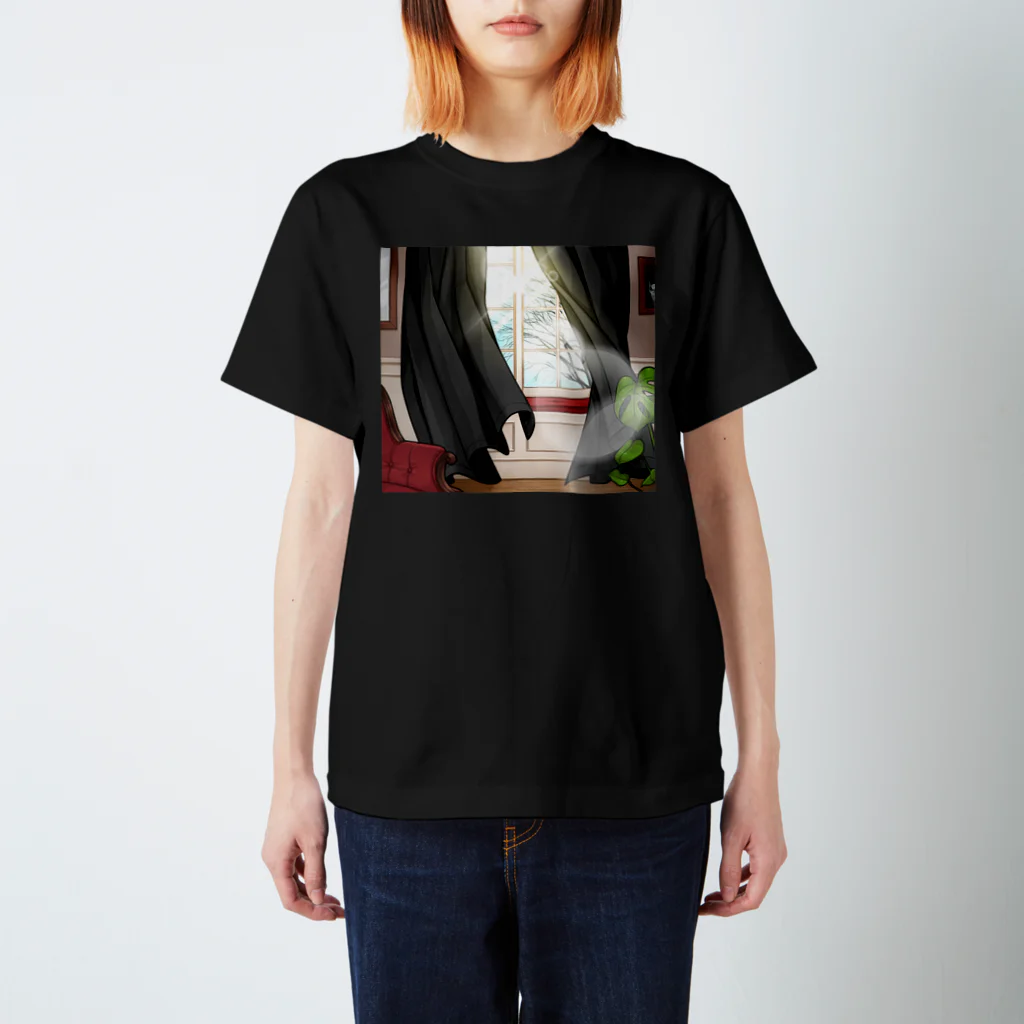 Gothestのゴスカード：遮光カーテン / Goth Card: Blackout Curtains Regular Fit T-Shirt