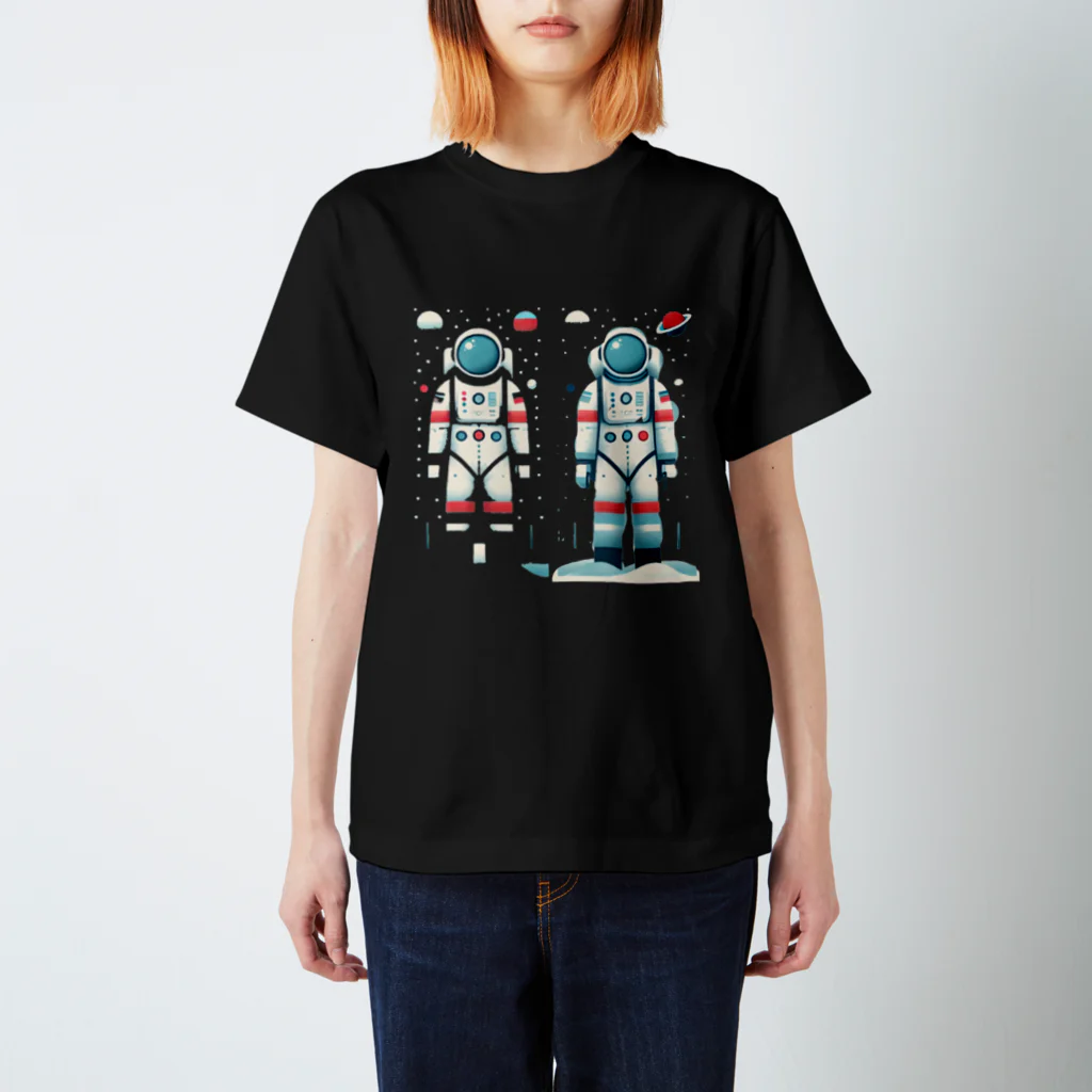 kenryo ai☆の宇宙飛行士 Regular Fit T-Shirt