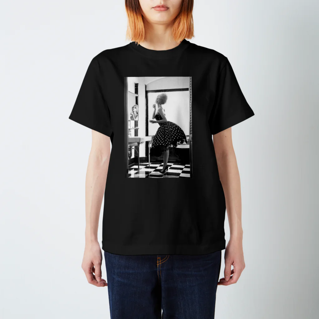 o4o7-i23oの60s girl スタンダードTシャツ