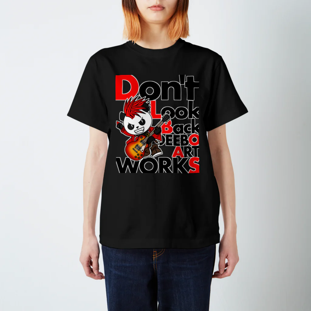 DEEBO ART WORKSのDon't Look Back Regular Fit T-Shirt