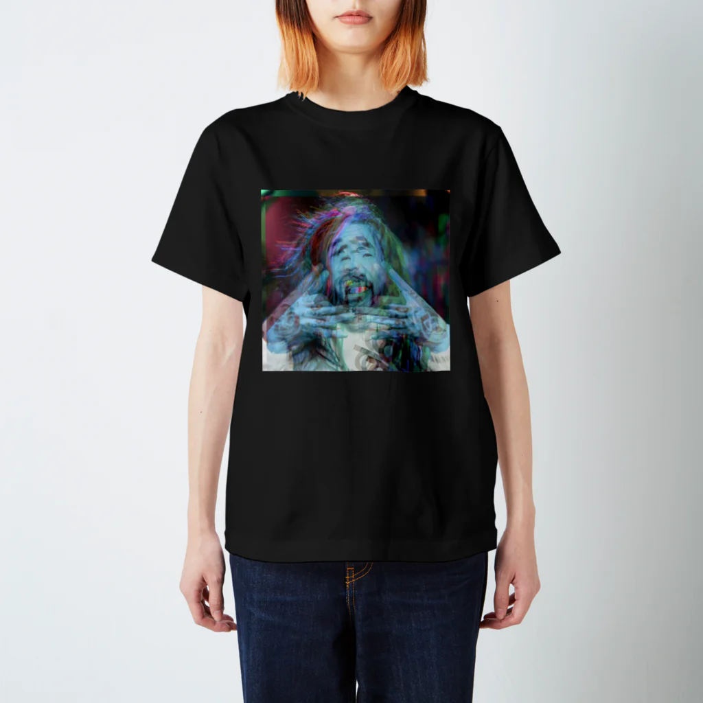 IllyasaharaのFigure Tee Regular Fit T-Shirt