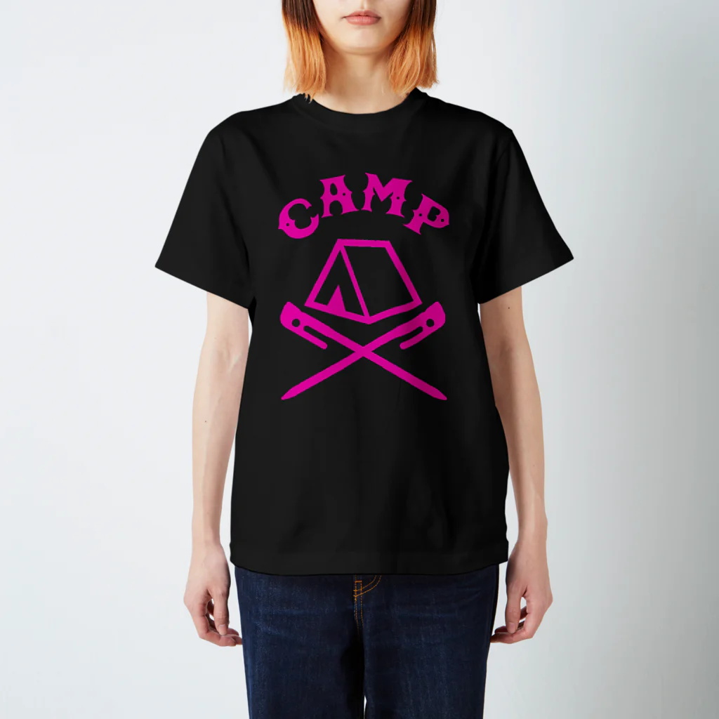 CAMPUNKのCAMP(ピンク) Regular Fit T-Shirt