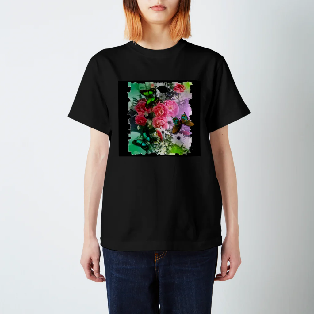 ｔ８６ｎ　オリジナルの花と蝶々　黒地 スタンダードTシャツ