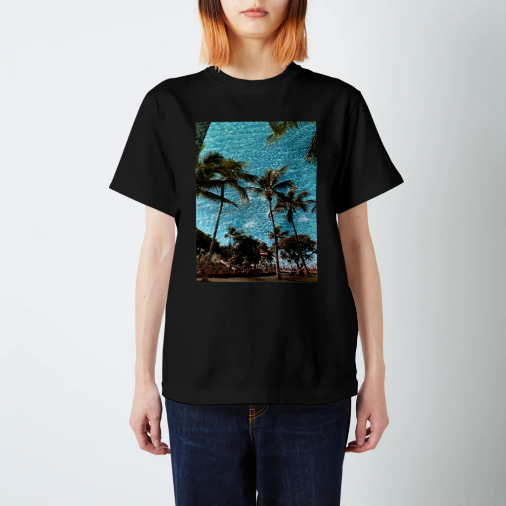 Good Vibes OnlyのHawaiian Dreams スタンダードTシャツ