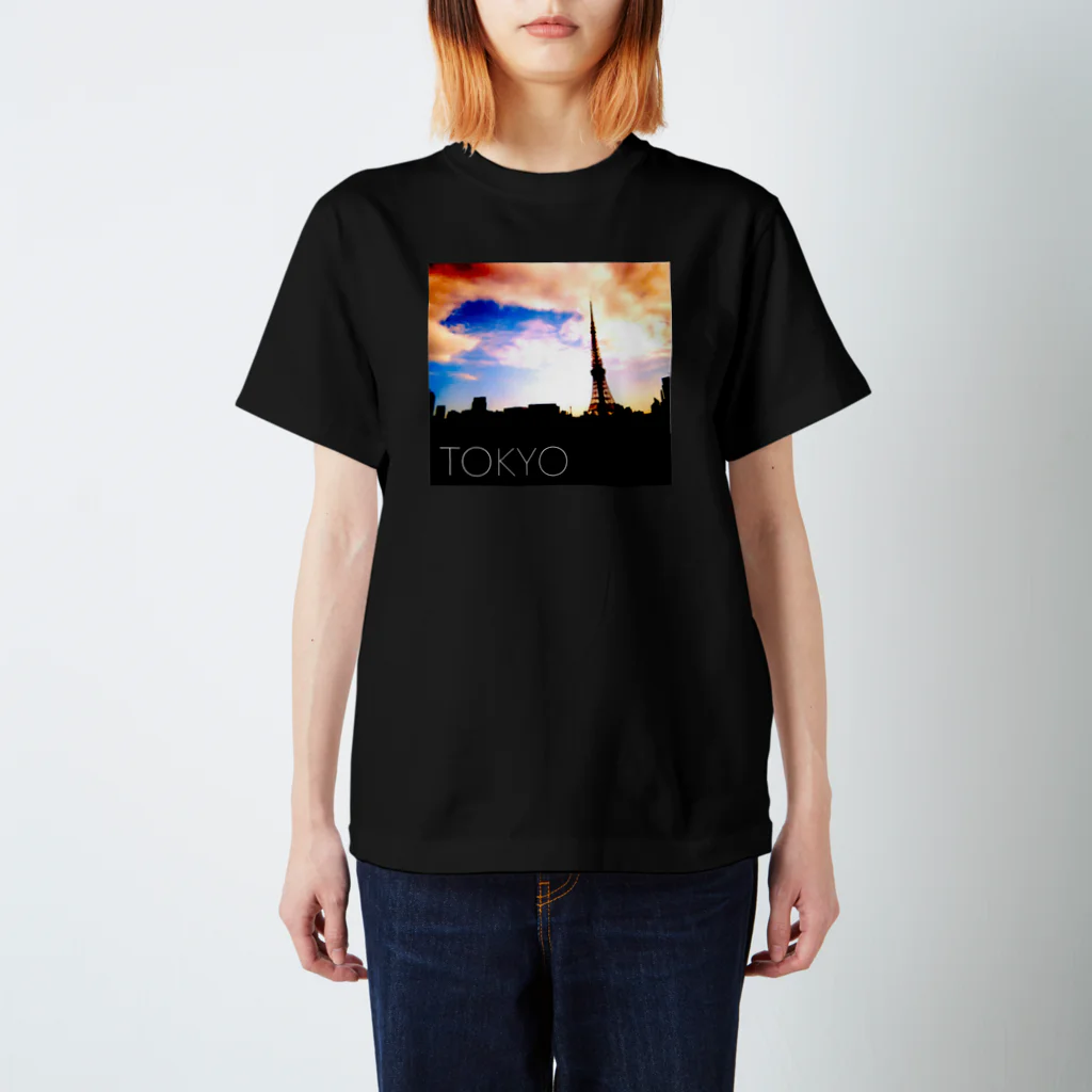 ナイトフィズしょっぷのハイウェイTOKYO ロゴ Regular Fit T-Shirt