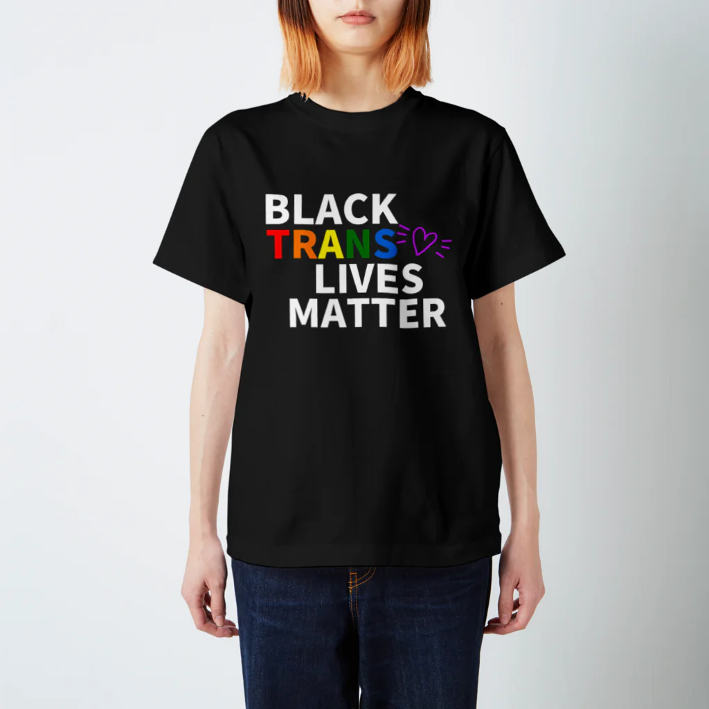 RIRI_designのBLACK TRANS LIVES MATTER（ブラック・トランス・ライブス・マター）白 スタンダードTシャツ