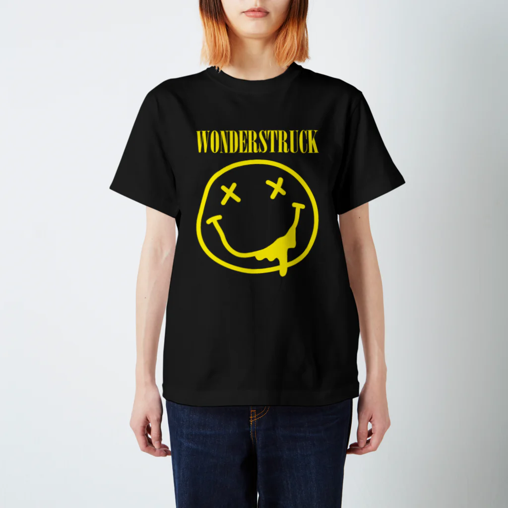 WONDERSTRUCK OFFICIAL WEB STOREのDRUNK SMILE スタンダードTシャツ