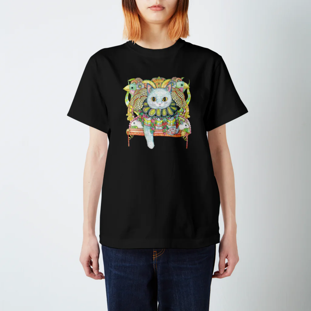 mieのCat 　猫 Regular Fit T-Shirt