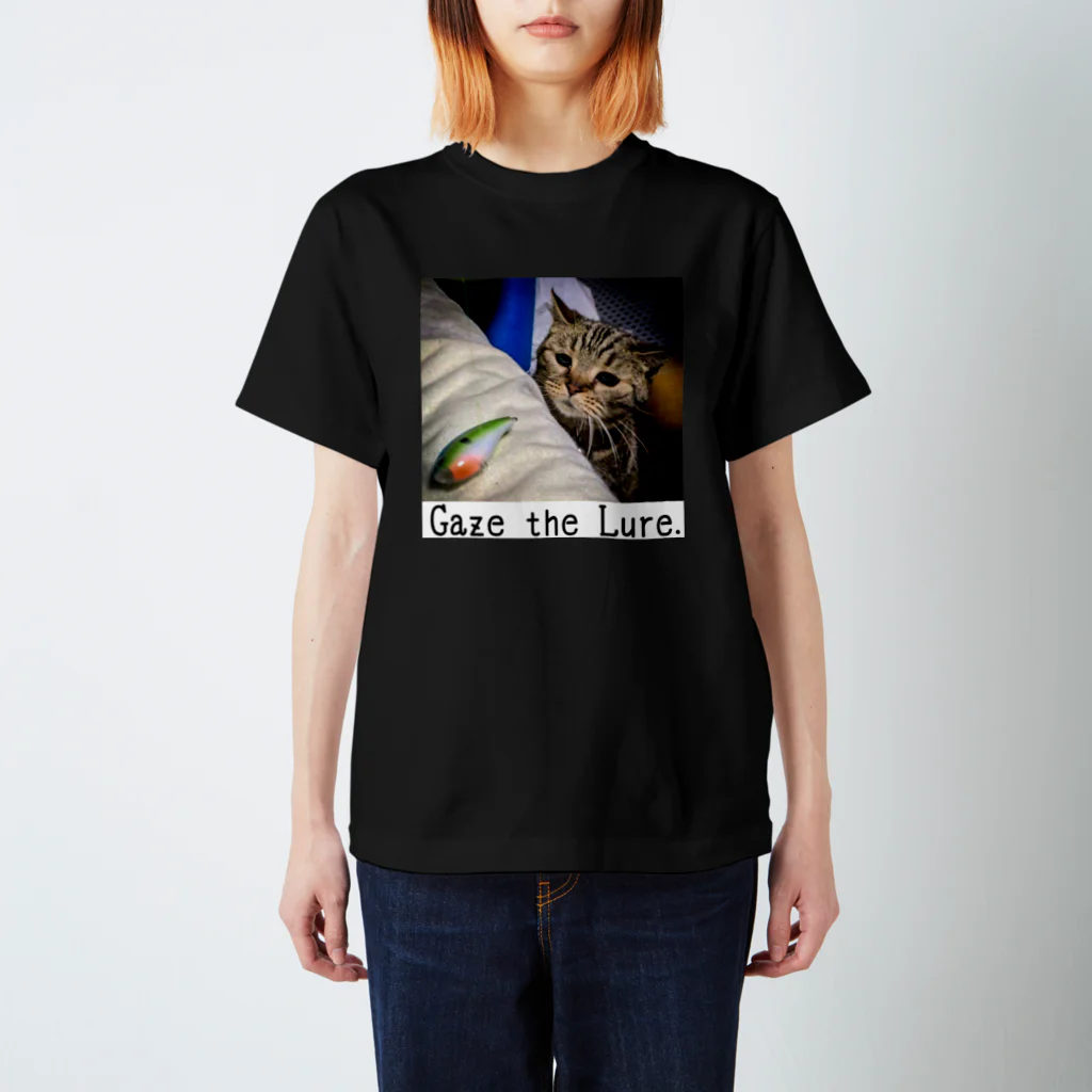 Another Nightzのルアー狙う猫 スタンダードTシャツ