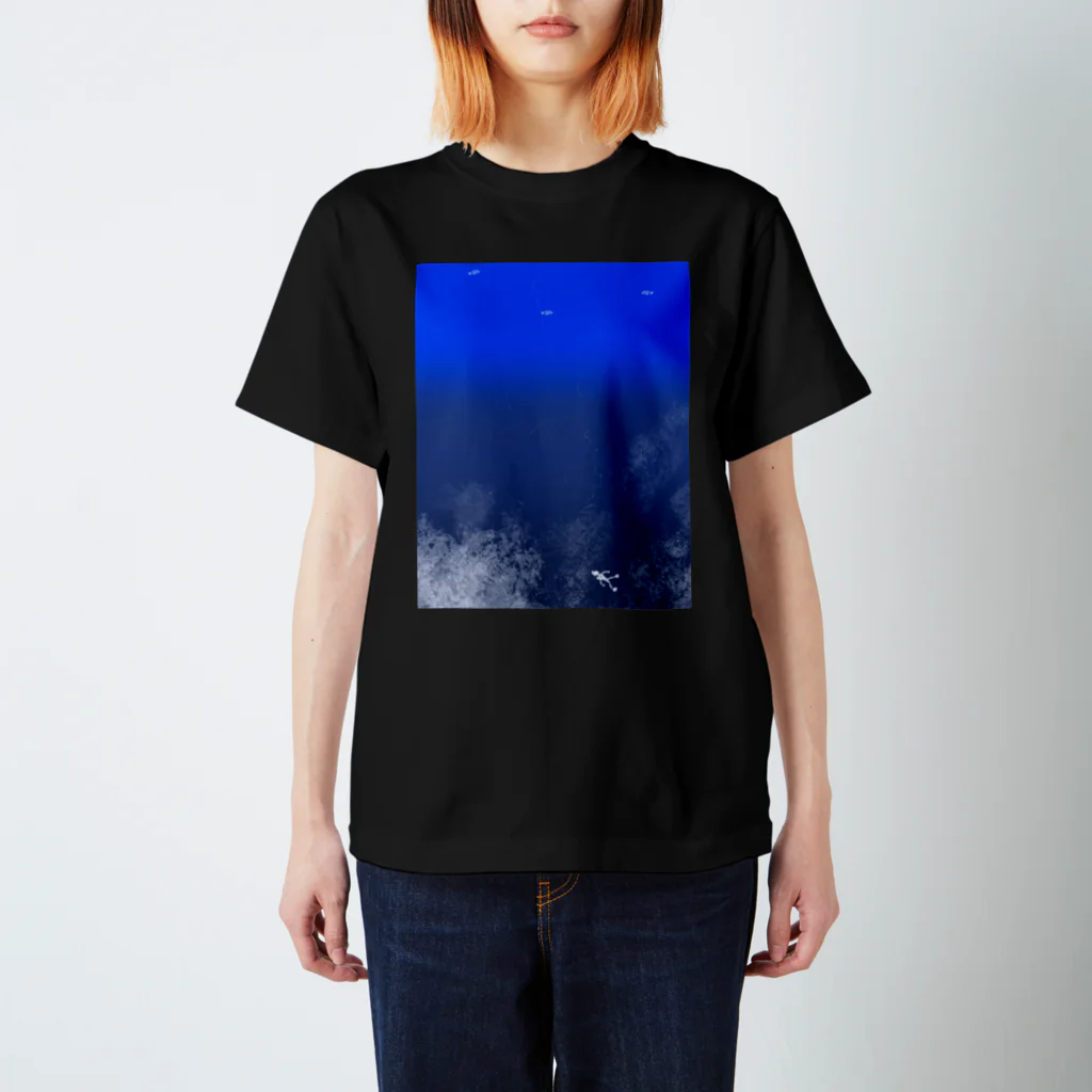 一点デザインの012:Deep Regular Fit T-Shirt