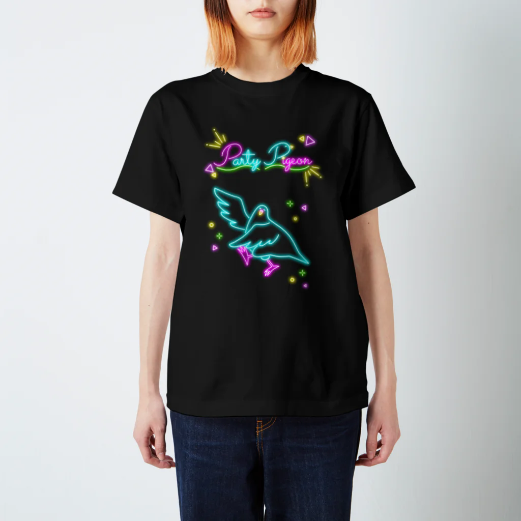 ODAYAKAの穏和な鳩 パリピネオン Regular Fit T-Shirt