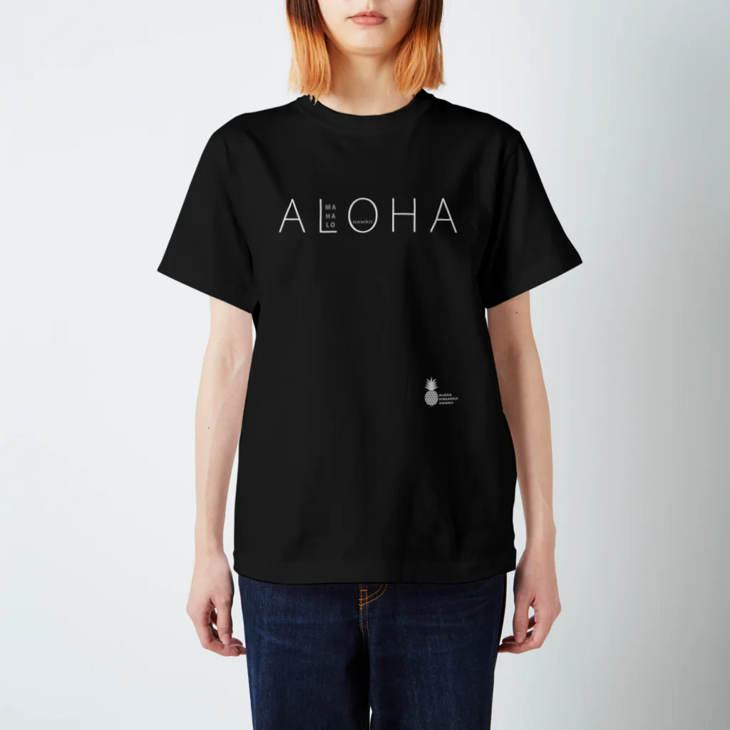 aloha_pineapple_hawaiiのALOHA 064 (whiteロゴ) Regular Fit T-Shirt