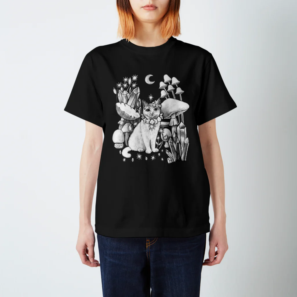 星月猫　徳島洋子のキキちゃんモノクロ　猫とキノコ スタンダードTシャツ