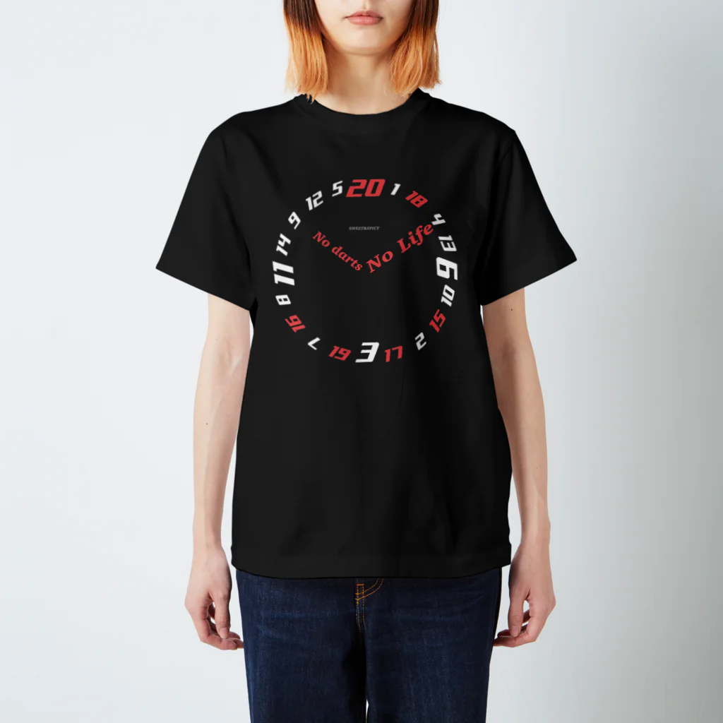 SWEET＆SPICY 【 すいすぱ 】ダーツのNO DARTS NO LIFE ーTIME ー【白×赤】 Regular Fit T-Shirt