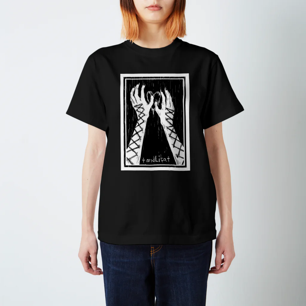 andLica|SUZURI支店のPretty Hands スタンダードTシャツ