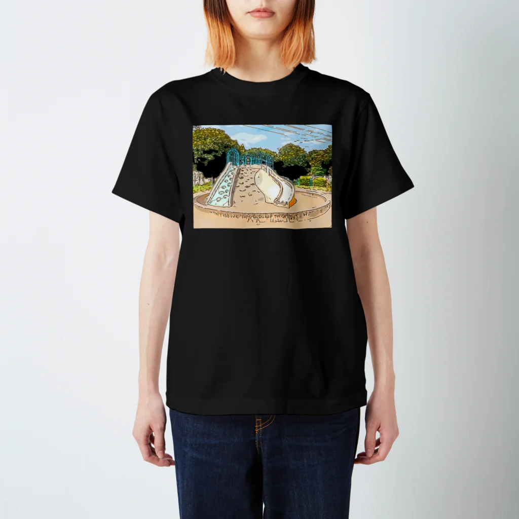 REST IN RECORDSの小さな公園 | 滑り台と砂場 Regular Fit T-Shirt