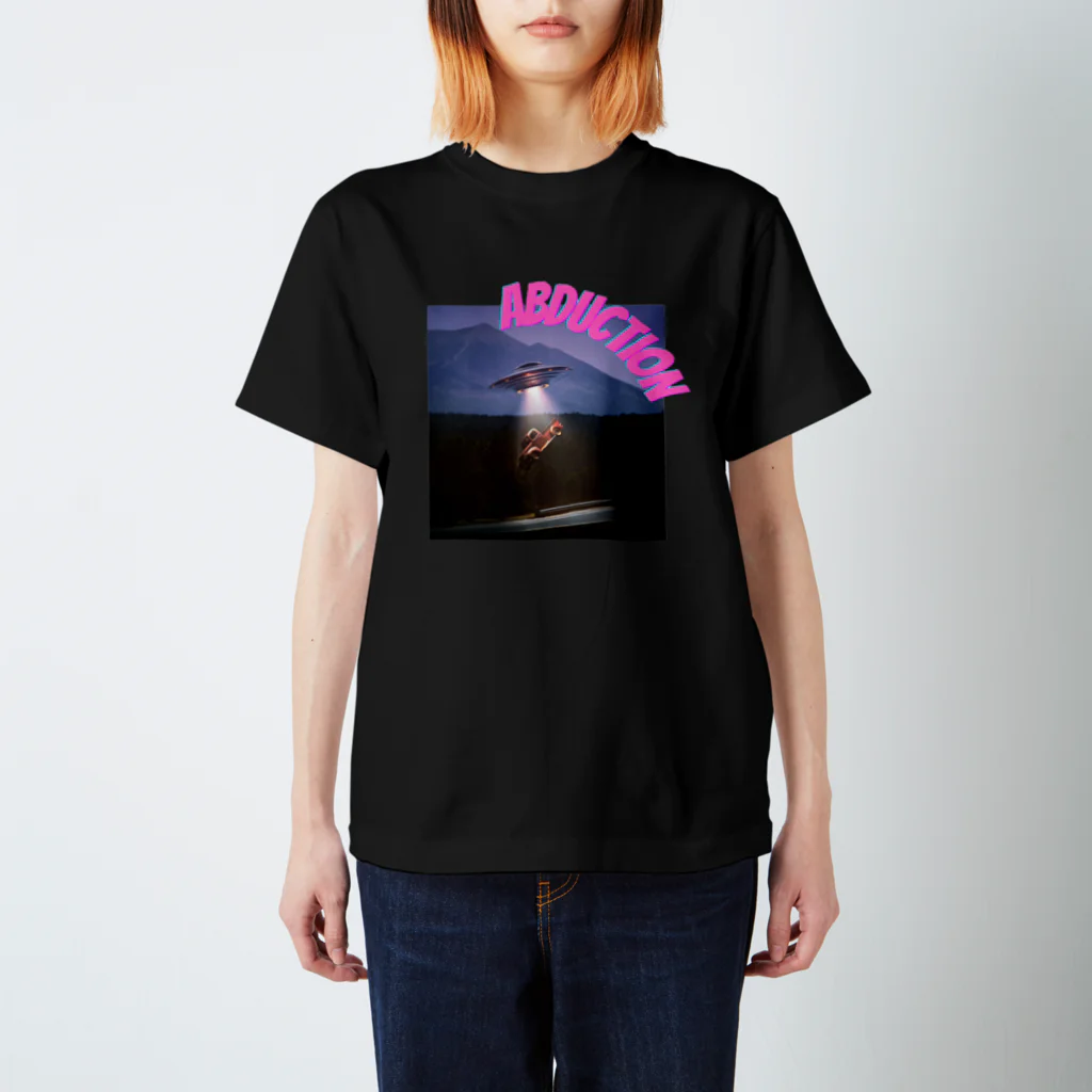 Mystery World Center（ミステリーワールドセンター）のABDUCTION （アブダクション） Regular Fit T-Shirt