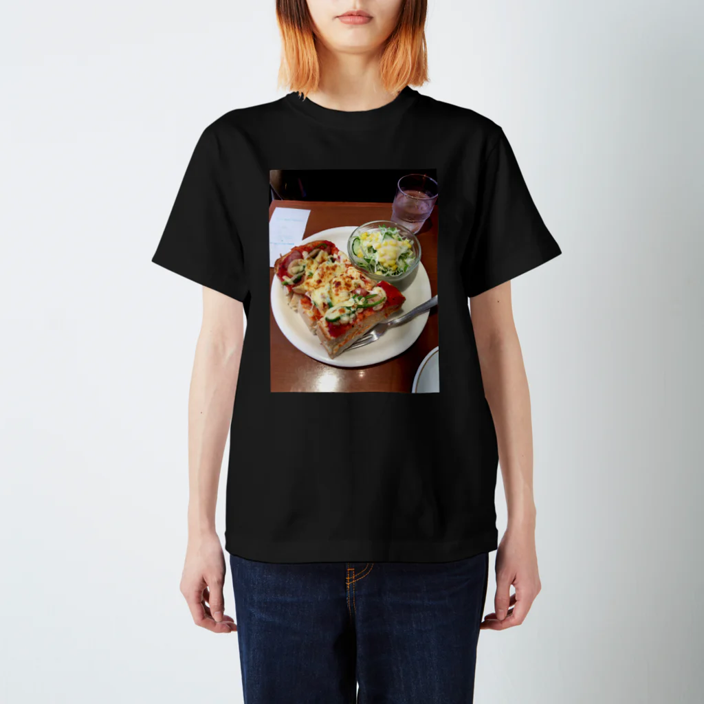 ゆうのあそこのピザトースト Regular Fit T-Shirt