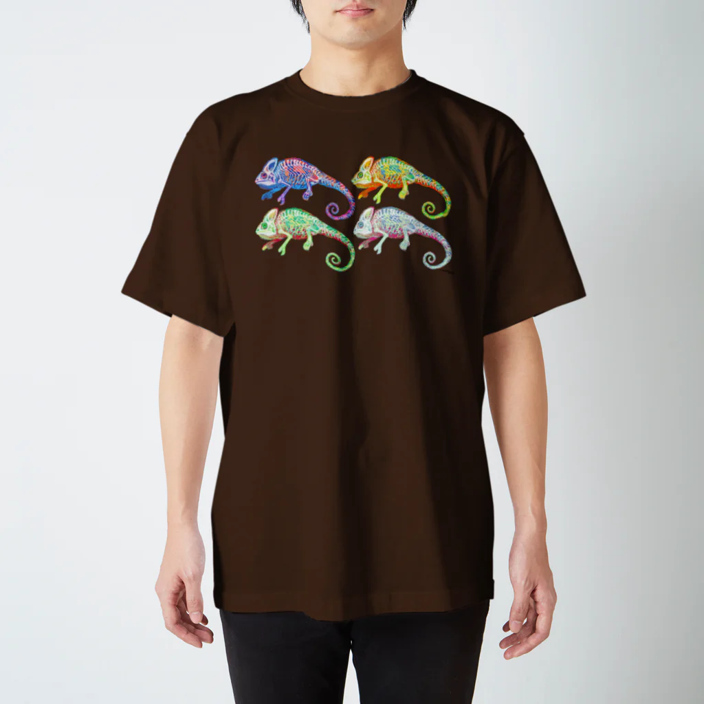 どうぶつのホネ、ときどきキョウリュウ。の４ひきのエボシカメレオン スタンダードTシャツ