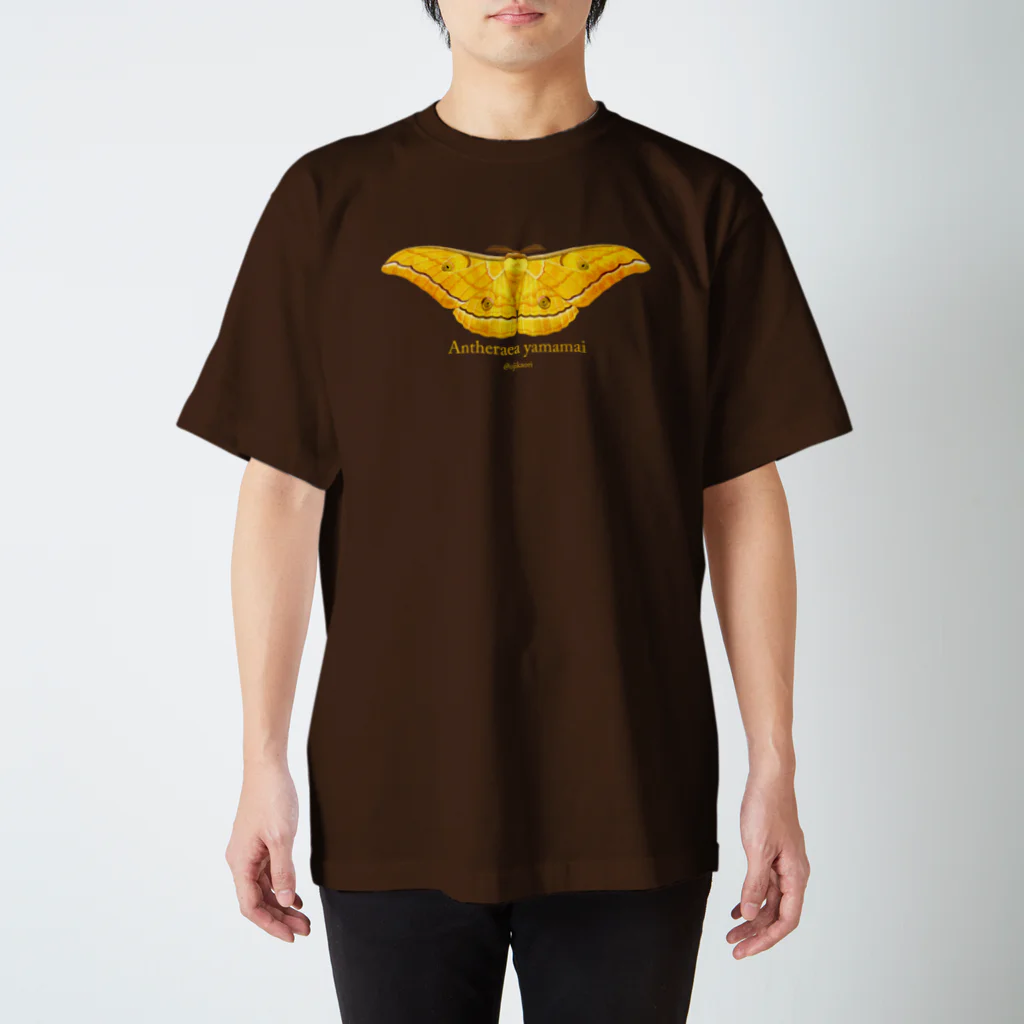 OJIKのヤママユ Regular Fit T-Shirt