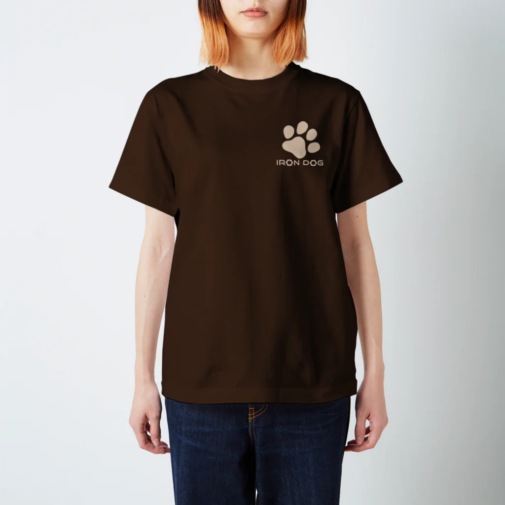 カブヌシ 商會（SUZURI店）の鉄犬 Regular Fit T-Shirt