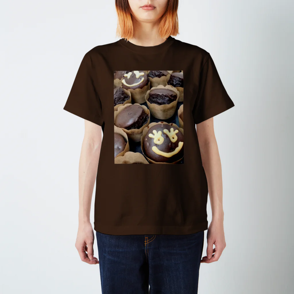 Puuuky＊Marketのチョコカップケーキ Regular Fit T-Shirt