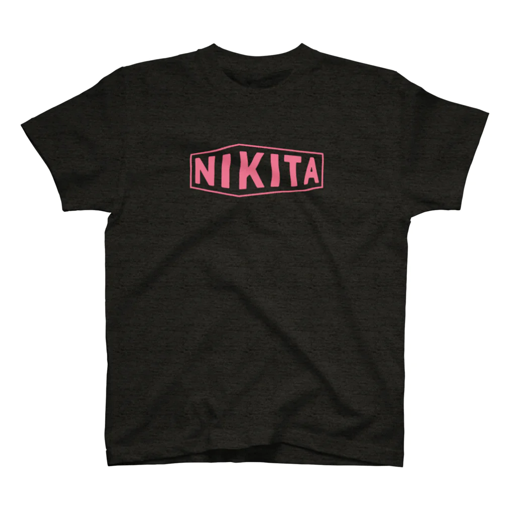 コアラのニキータのNIKITAロゴ　ピンク Regular Fit T-Shirt