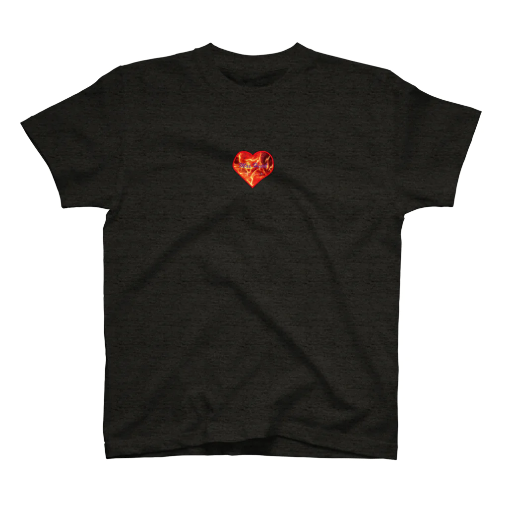 I&I Designのハートシリーズ　max heart Regular Fit T-Shirt