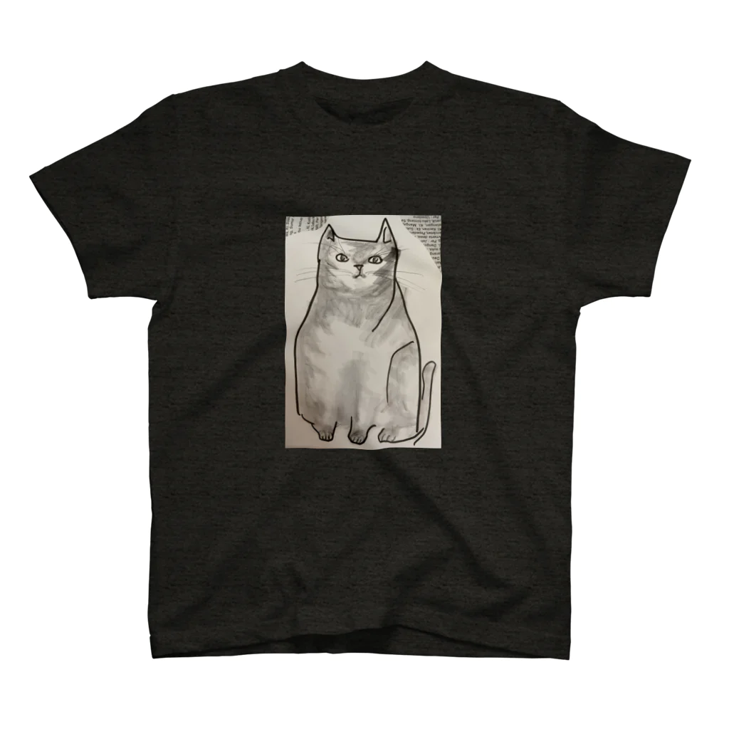 narudahausの落ち着きのある猫 スタンダードTシャツ