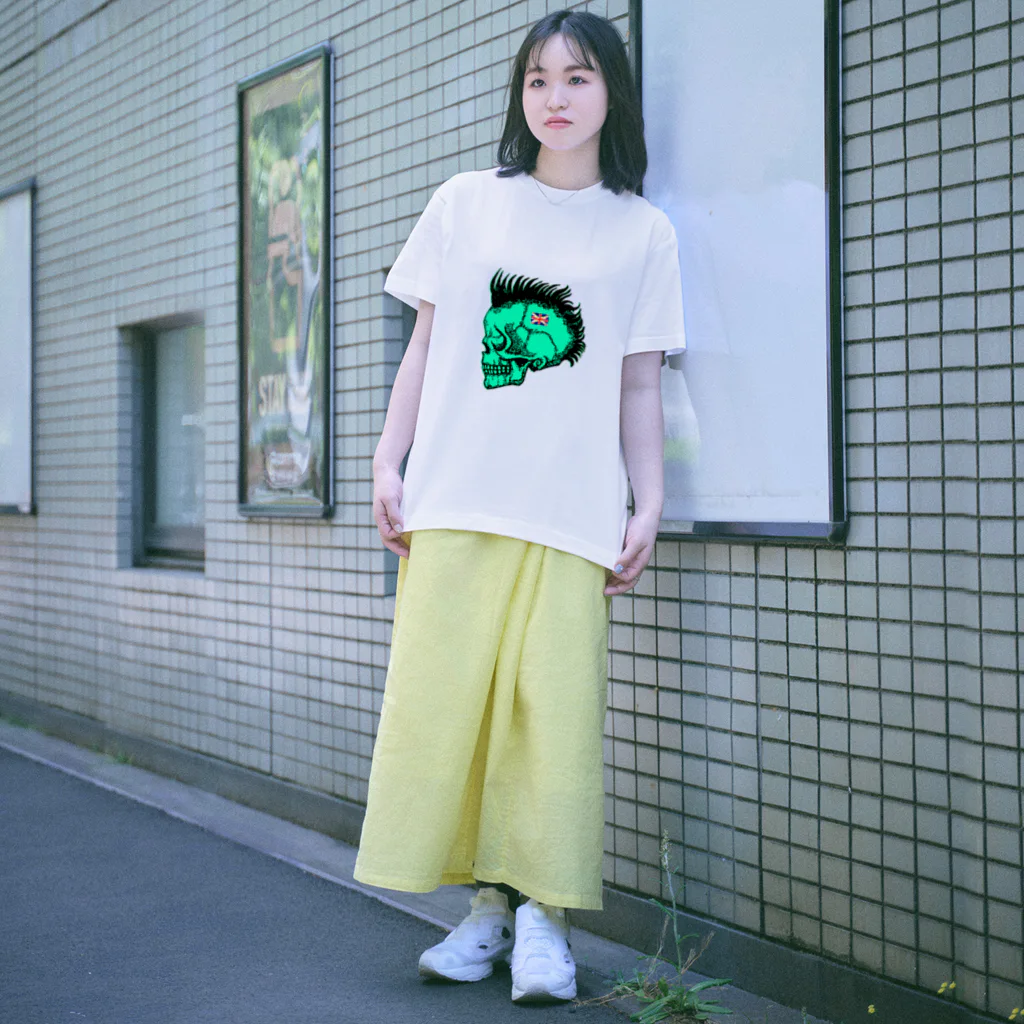 米八そばグッズショップの【米八そば】ロンドン支店(黒) Regular Fit T-Shirt