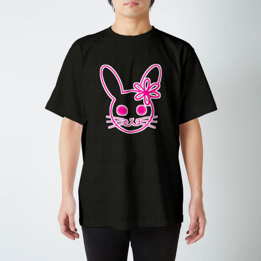 Rabbitflowerのびっくり♥らびこ♥ピンク Regular Fit T-Shirt