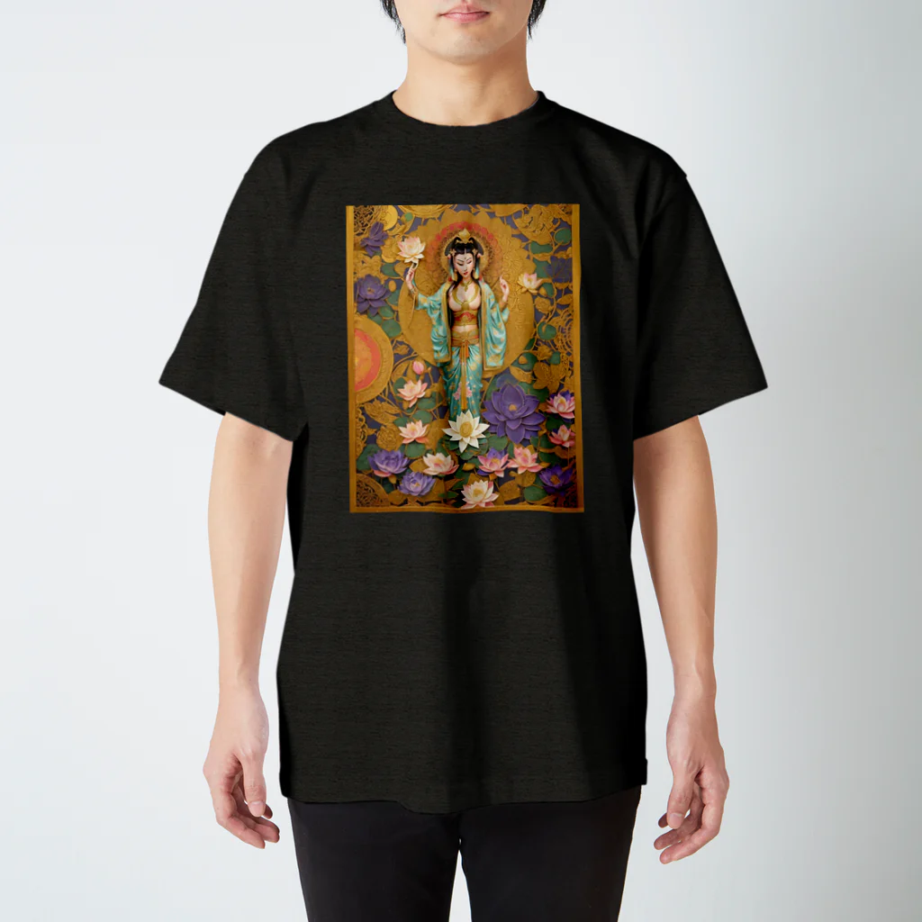 abokadotの魅惑のゴージャスな観音像 スタンダードTシャツ