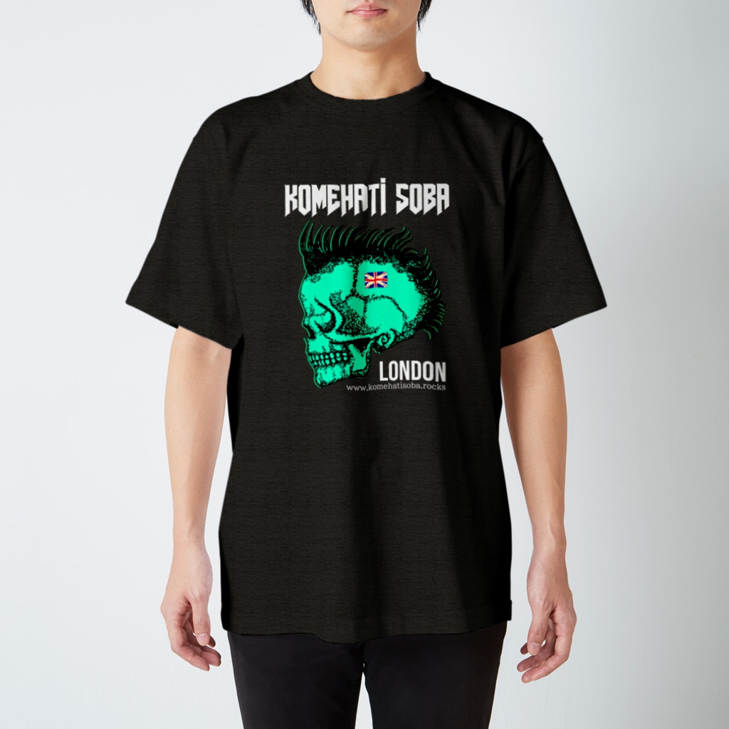 米八そばグッズショップの【米八そば】ロンドン支店(黒) Regular Fit T-Shirt