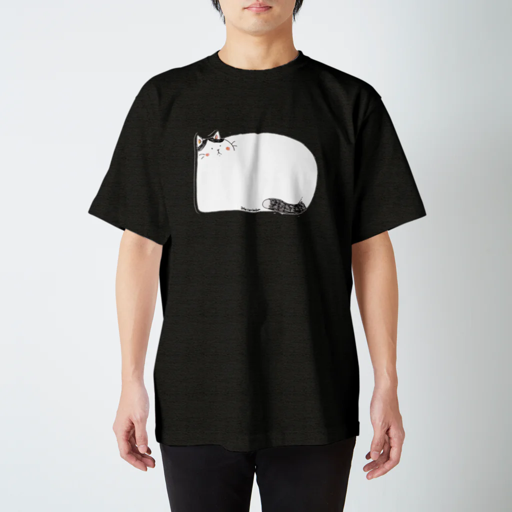 ほっかむねこ屋（アトリエほっかむ）のしかくめのそよ Regular Fit T-Shirt