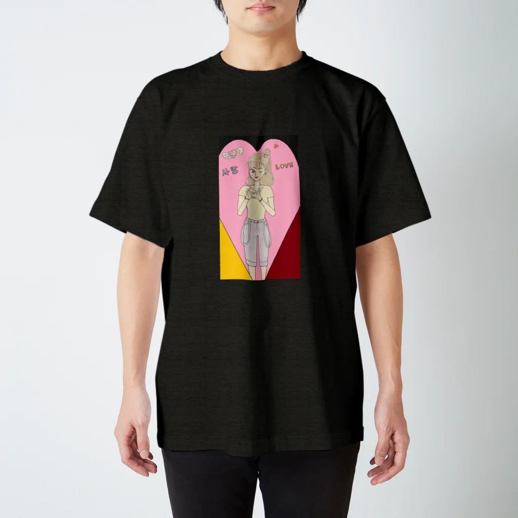 ひよこ工房のkoria in love Regular Fit T-Shirt