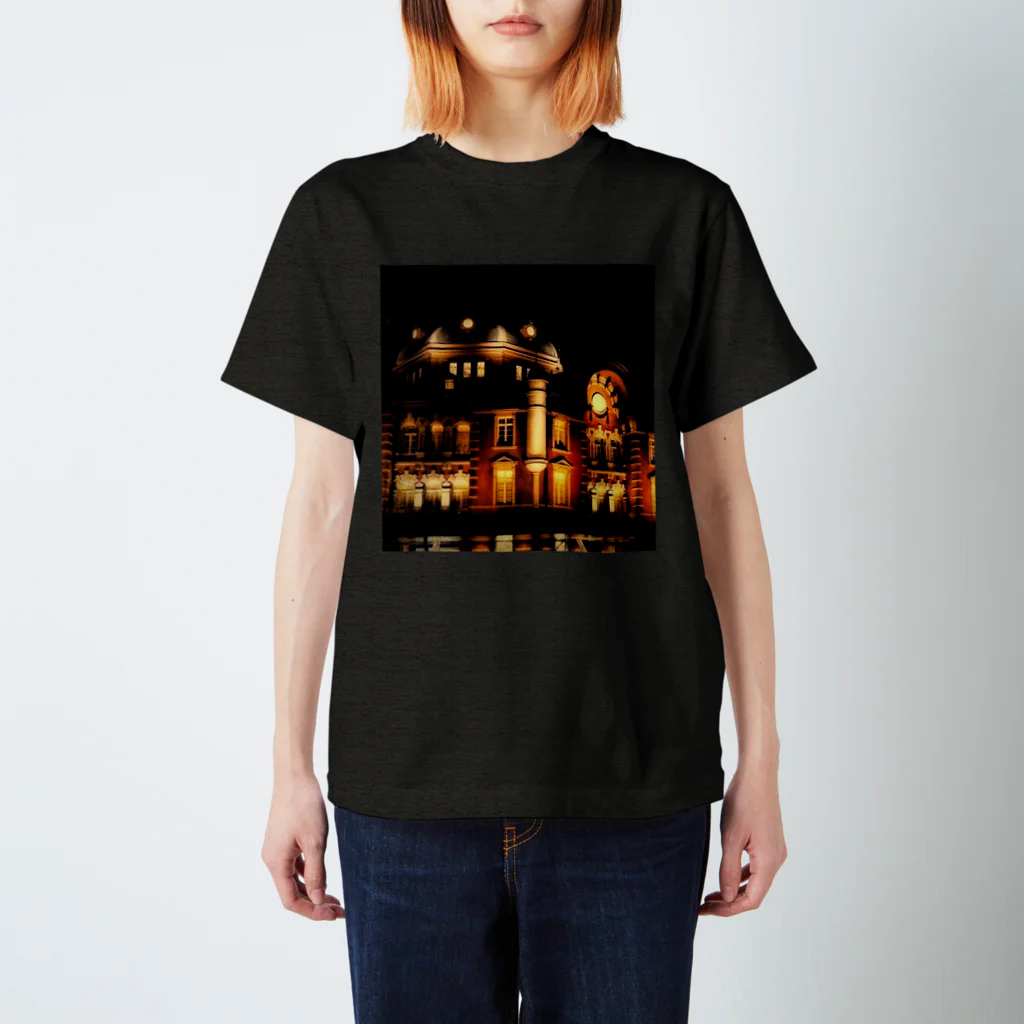 Anna’s galleryのTokyo Station 2 Regular Fit T-Shirt